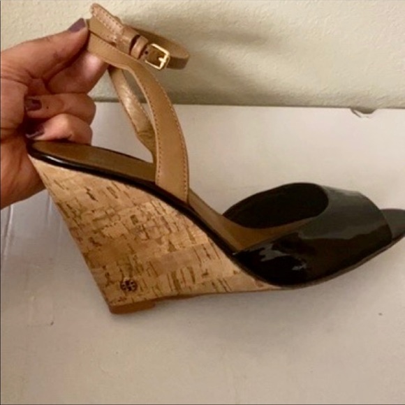 Tory Burch Ashton Patent Cork Wedge Sandals Heels - Picture 5 of 13